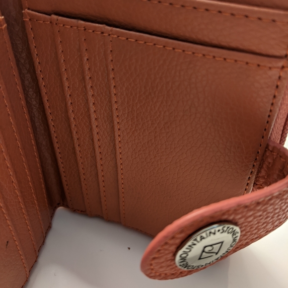 Wallet - Picture 4 of 5